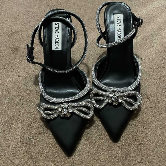 Steve Madden Viable Pump - Picture 8 of 9